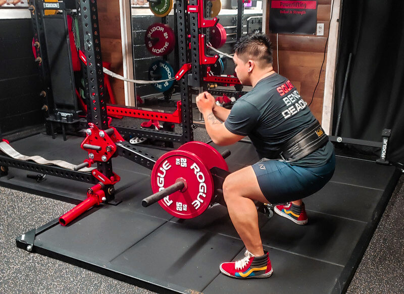 squatting with the Sorinex J*Squat Belt Squat