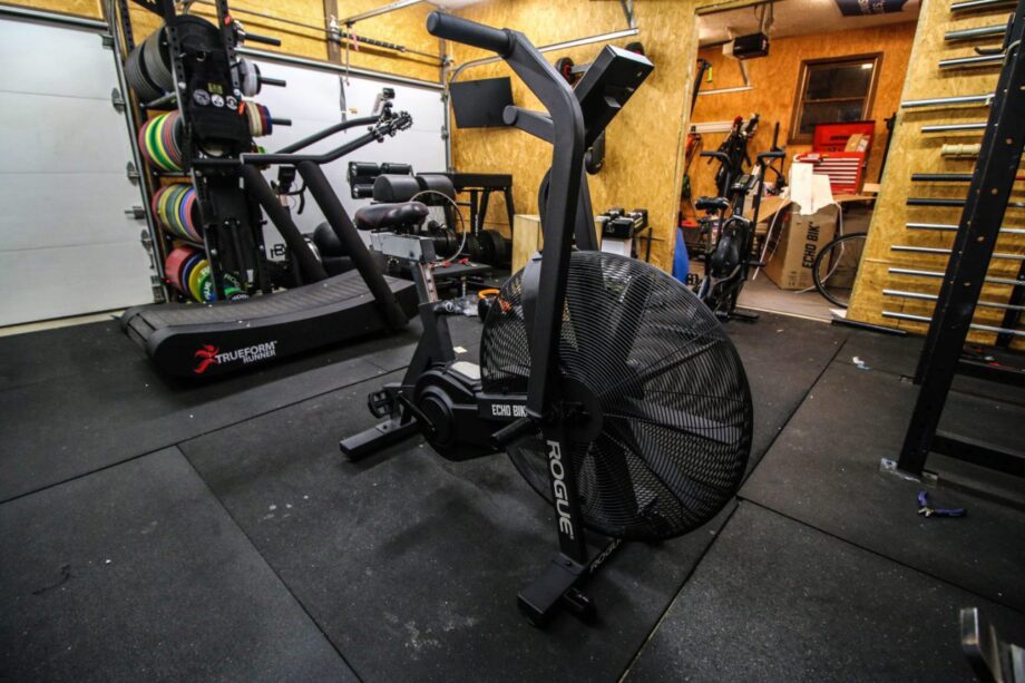 Garage Gym Rogue Echo Bike Vs Concept Bikeerg Echo Rogue Rower
