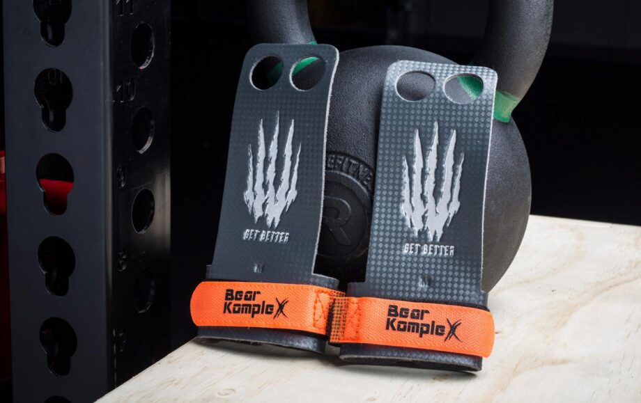 Bear Komplex 2 Hole Hand Grips – Carbon Fiber