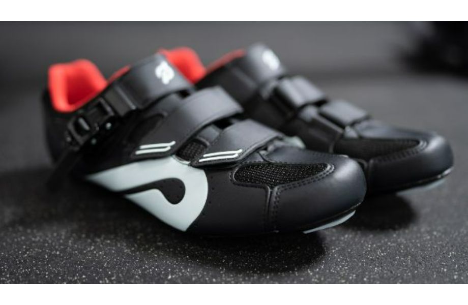 An image of the peloton cycling shoes