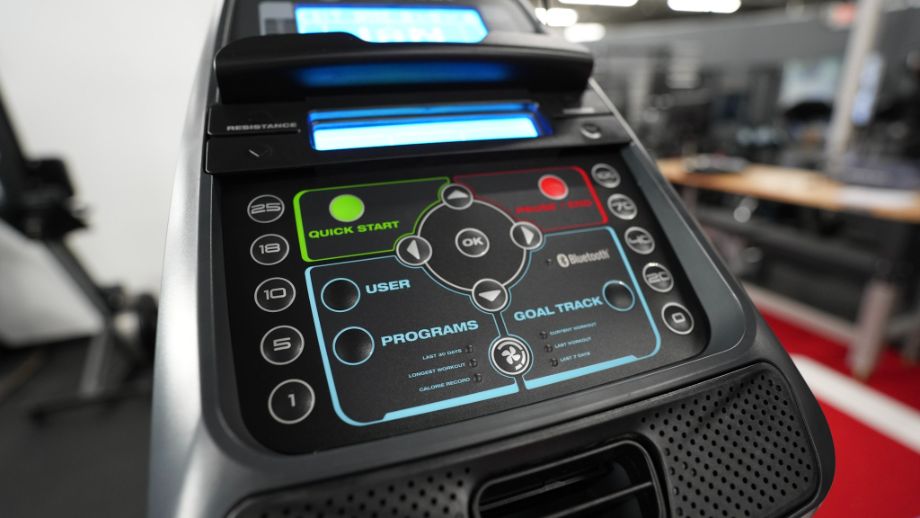 console of schwinn 470 ellitpical