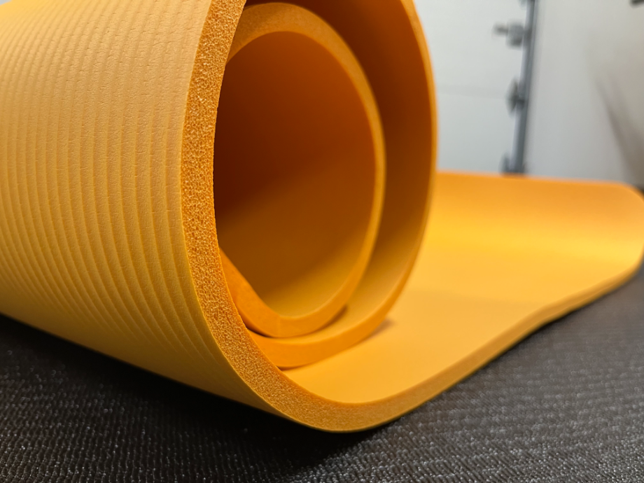 7 Best Exercise Mats (2025): Protect Feet, Knees, and Hips