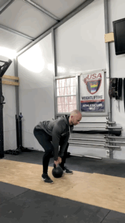 Kettlebell deadlift