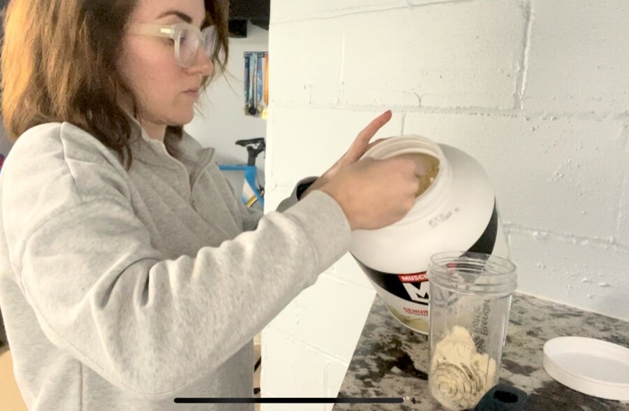 muscle milk scooping