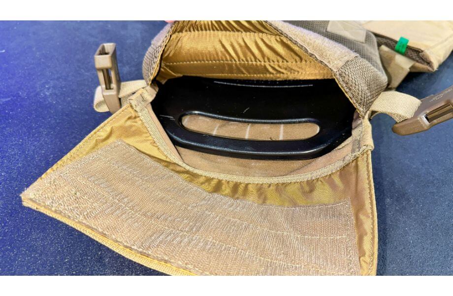 Condor Sentry Plate Carrier opening