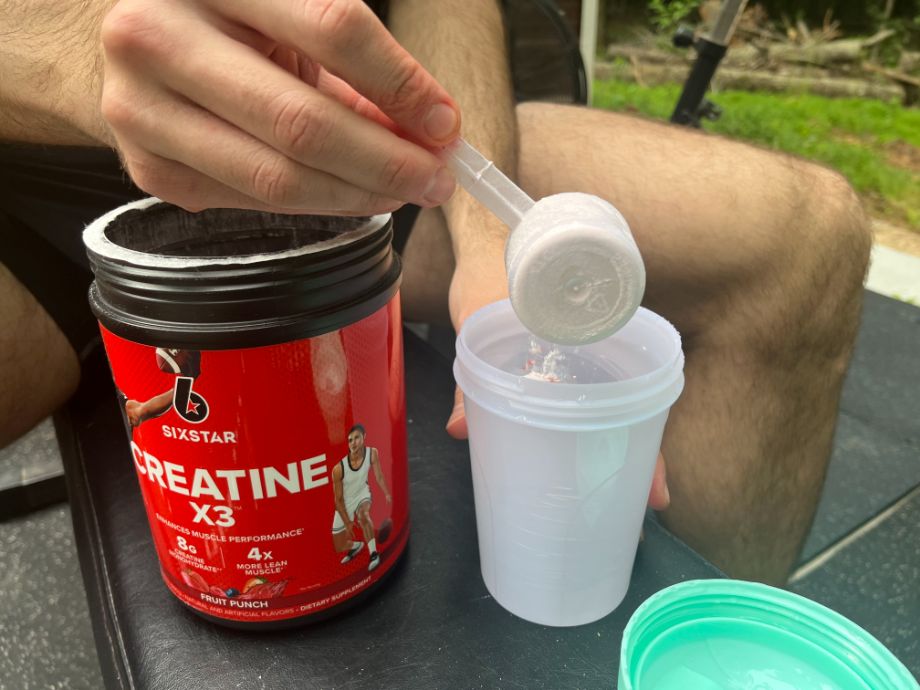 Six Star Creatine X3 Review (2025): A Mega-Dose of Creatine Beefed Up With BCAAs