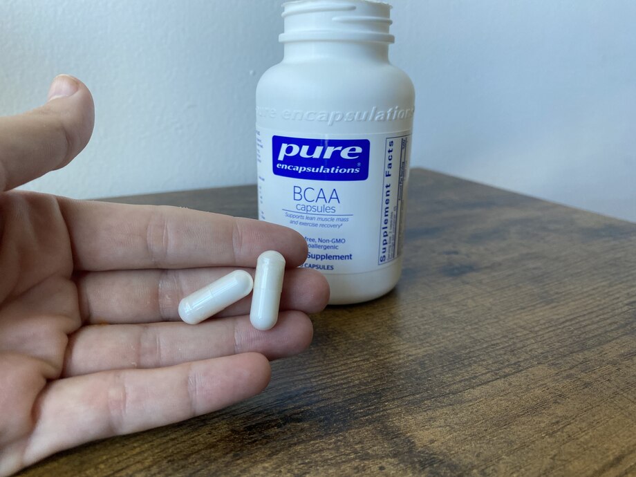 Pure Encapsulations BCAA Review (2025): A Convenient Solution for Those Who Dislike Powders  
