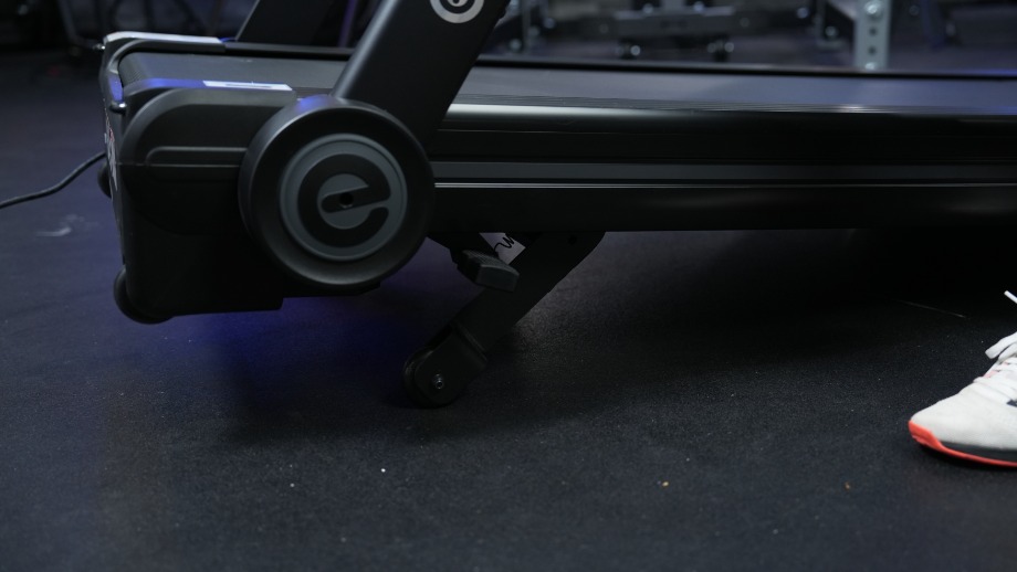 Front wheels on an Echelon Stride-6s.