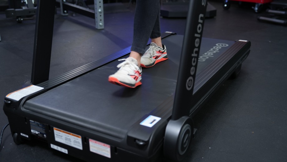 Close view of someone running on an Echelon Stride-6s.