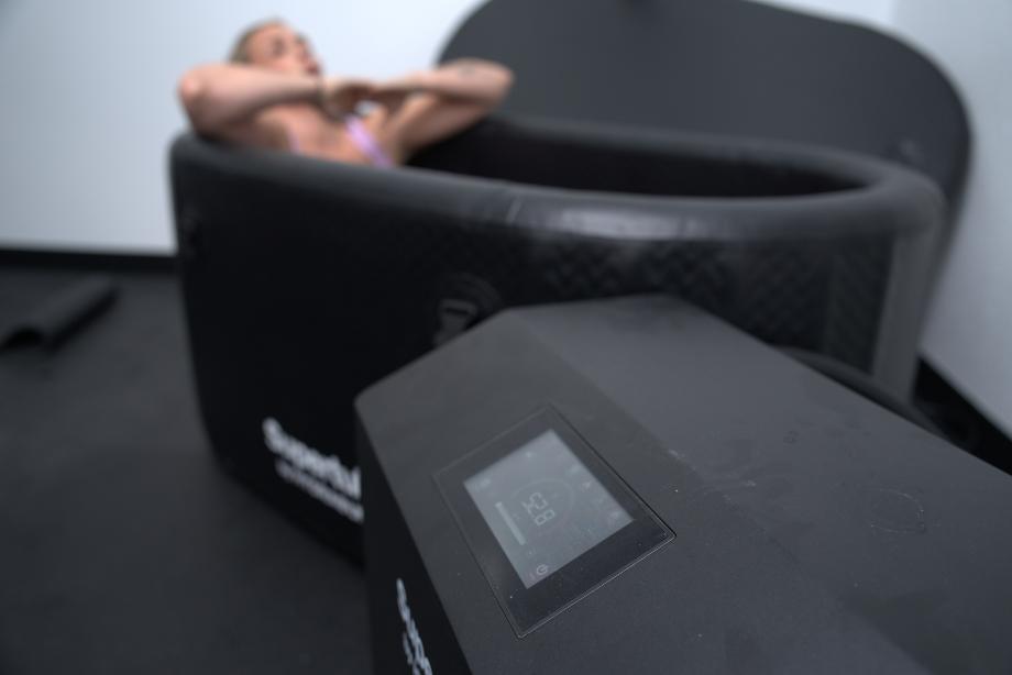 Hydragun Supertub Cold Plunge Review (2025): A Surprisingly Heavy-Duty Inflatable Tub