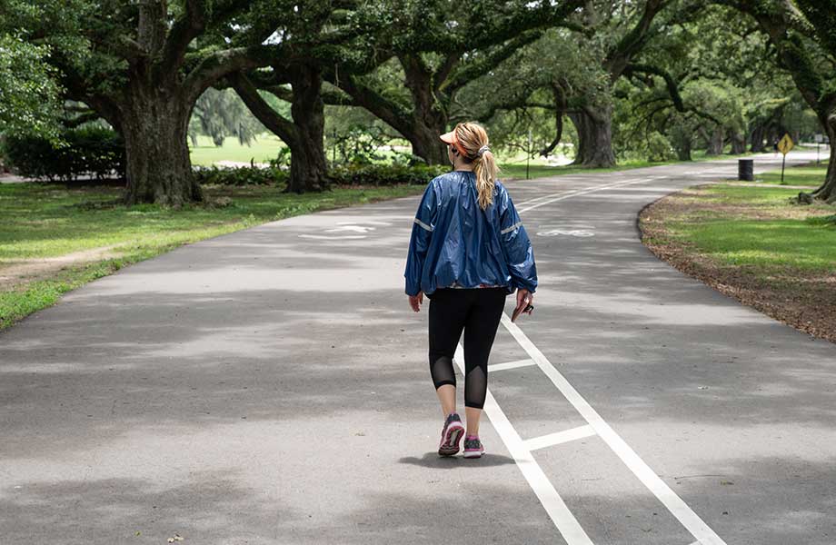 What Is a Sauna Suit? A Sweaty Fitness Shortcut or Dangerous Heat Holder