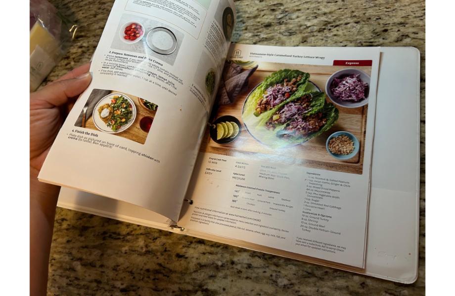 A binder of Home Chef meals
