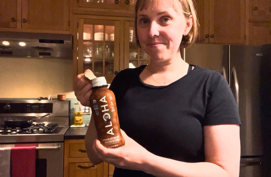 ALOHA Protein Shake Review (2025): Say Hello to Tasty, Complete Plant Protein