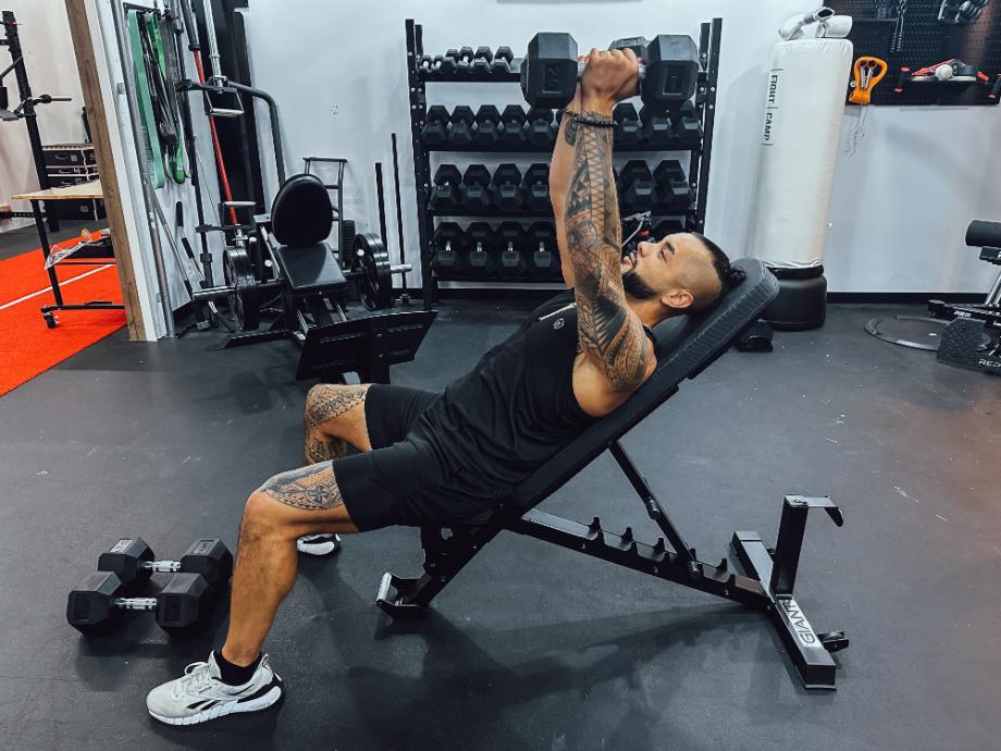 Giant Lifting Adjustable Weight Bench Review (2025): A Stable, Solid Budget Option