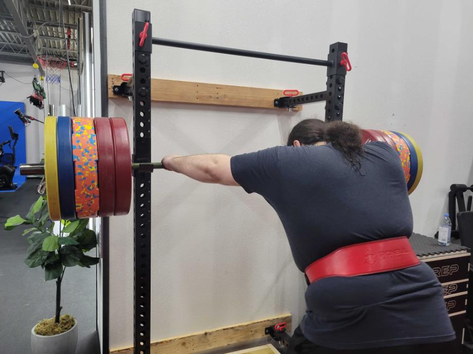 Giant Lifting Wall Rack 2.0 Review (2025): Compact, Durable, and High-Value