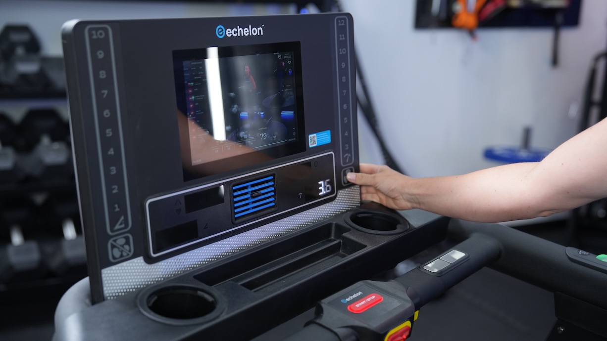 Close-up of the Echelon Stride 6s touchscreen