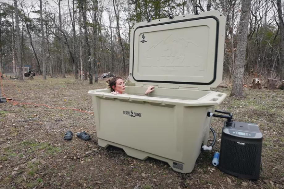 The Desert Cold Plunge Tub in use
