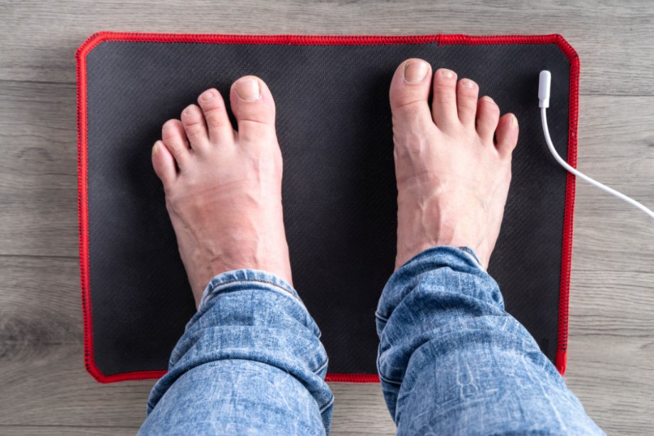 How Do Grounding Mats Work? What the Science Says About These Recovery Mats.