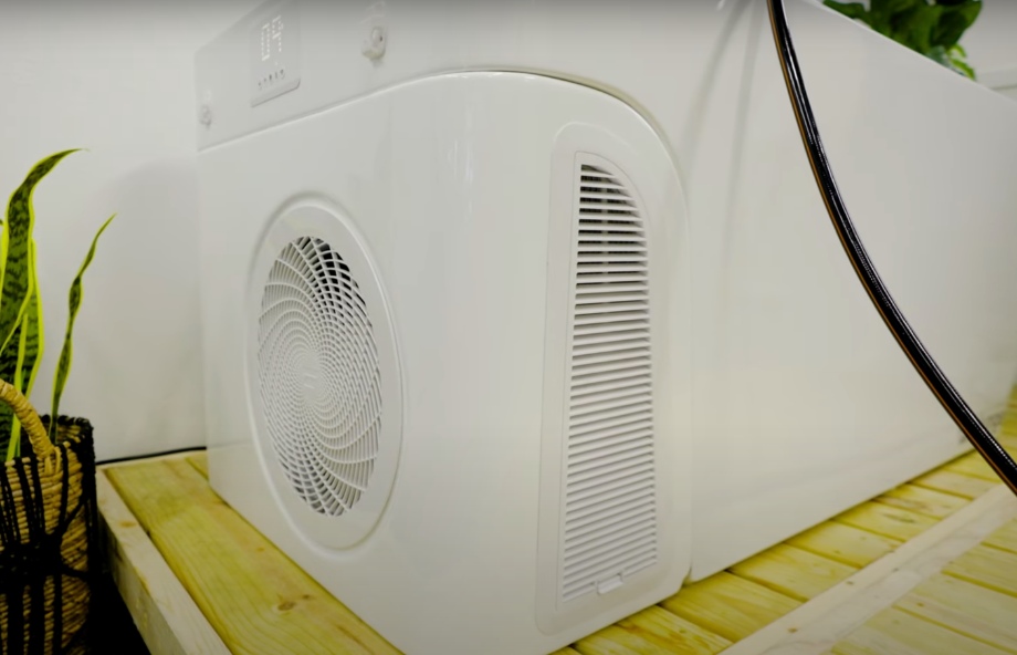 A close look at the chiller in a Plunge All-In