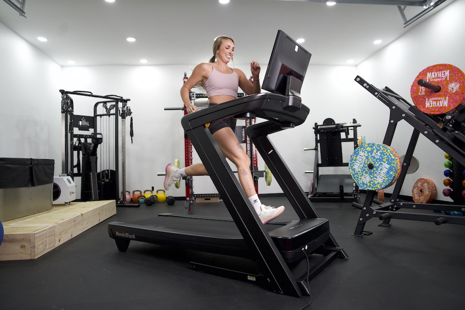GGR Everything lead reviewer Lindsay Scheele running on the NordicTrack Commercial 2450 treadmill
