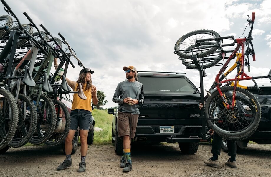 Jambo Designs bike racks on multiple vehicles before a group ride