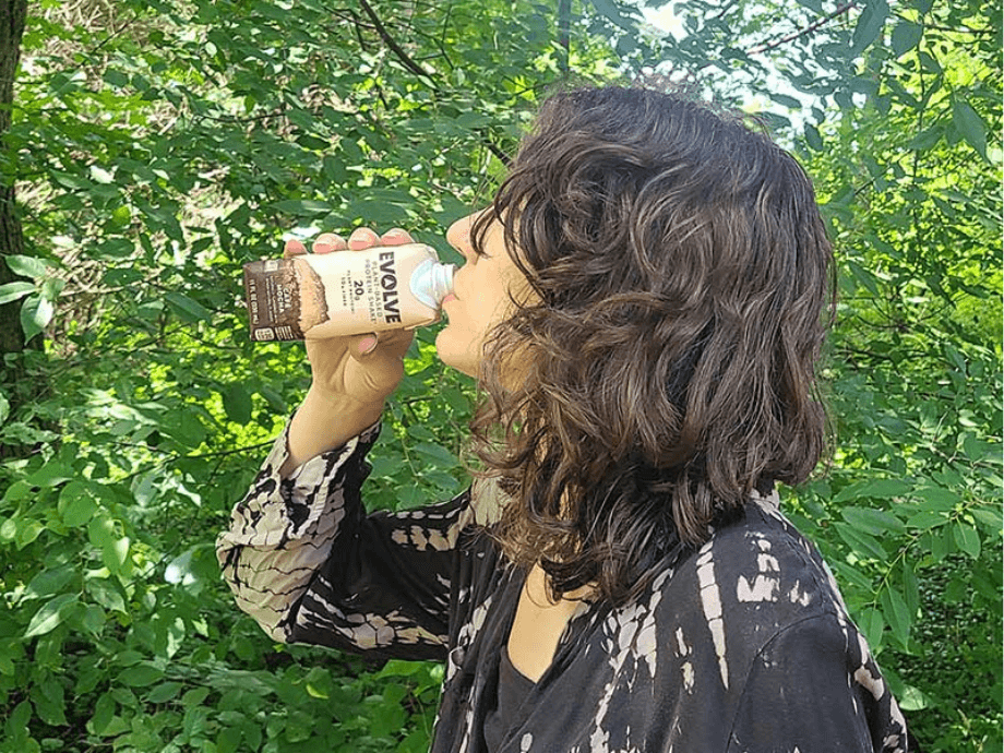 Evolve Plant-Based Protein Shake Review (2025): Is This Low-Calorie Pea Protein Worth the Price?