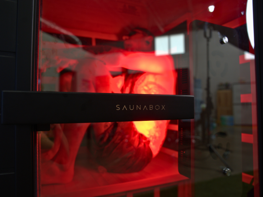 SaunaBox Solara Review (2025): A Solo Sauna Sanctuary with Red Light Therapy