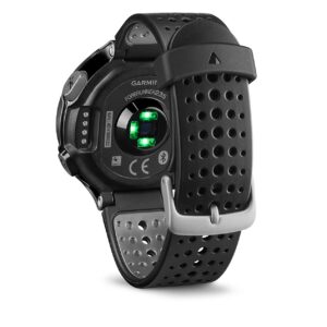 Polar m600 vs garmin forerunner best sale 235