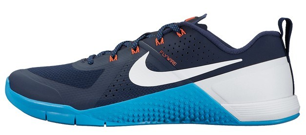 navy and blue Nike Metcon 1