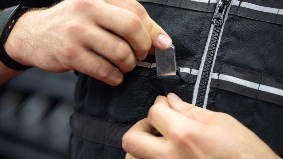 Hyperwear Hyper Vest Elite Thin Adjustable Weighted Vest With Zipper 20lbs  - M : Target