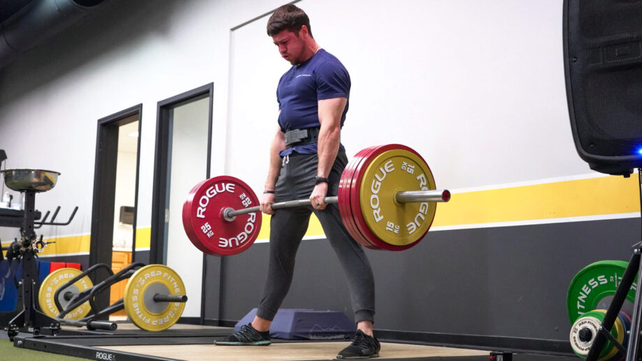 barbell deadlift