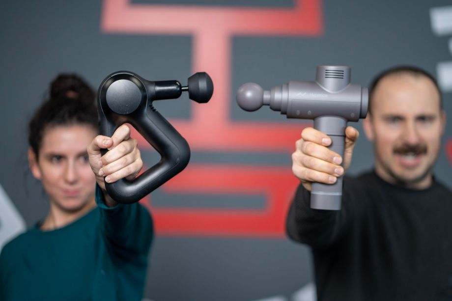 How to Use a Massage Gun (and How NOT To) Cover Image