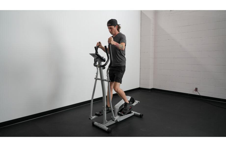 Aukfa Magnetic Elliptical Review (2022): Inexpensive and Portable Cover Image