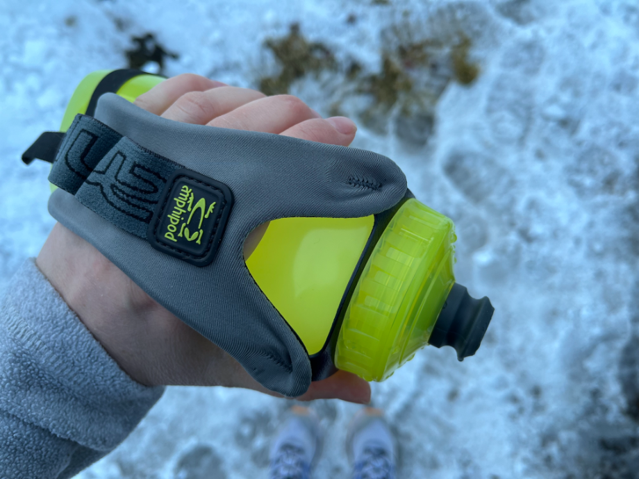 Nathan SpeedDraw Plus Insulated Flask, Handheld Running Water Bottle. Grip  Free for Runners, Hiking etc Black