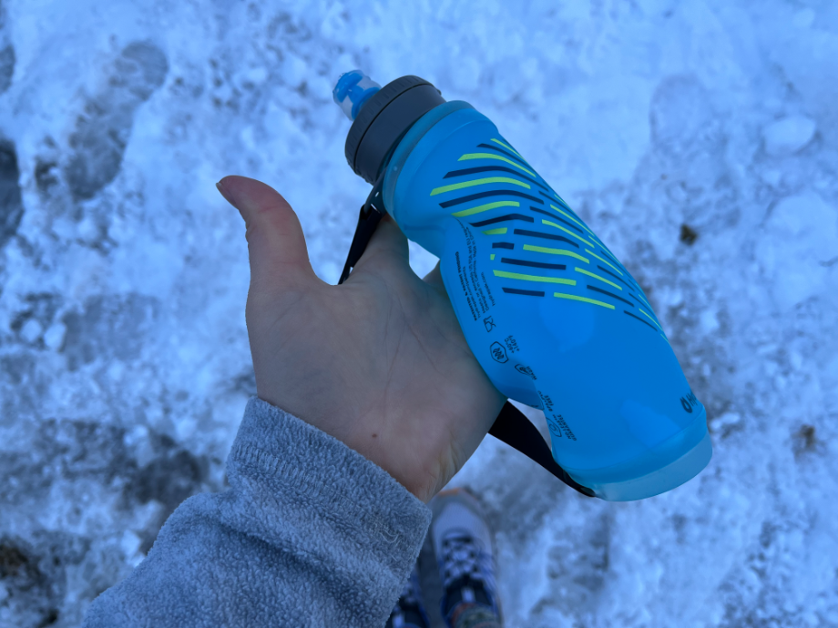 TaliaPosy SpeedDraw Plus Insulated Flask, Handheld Running Water Bottle.  Grip Free for Runners, Hiking etc. 