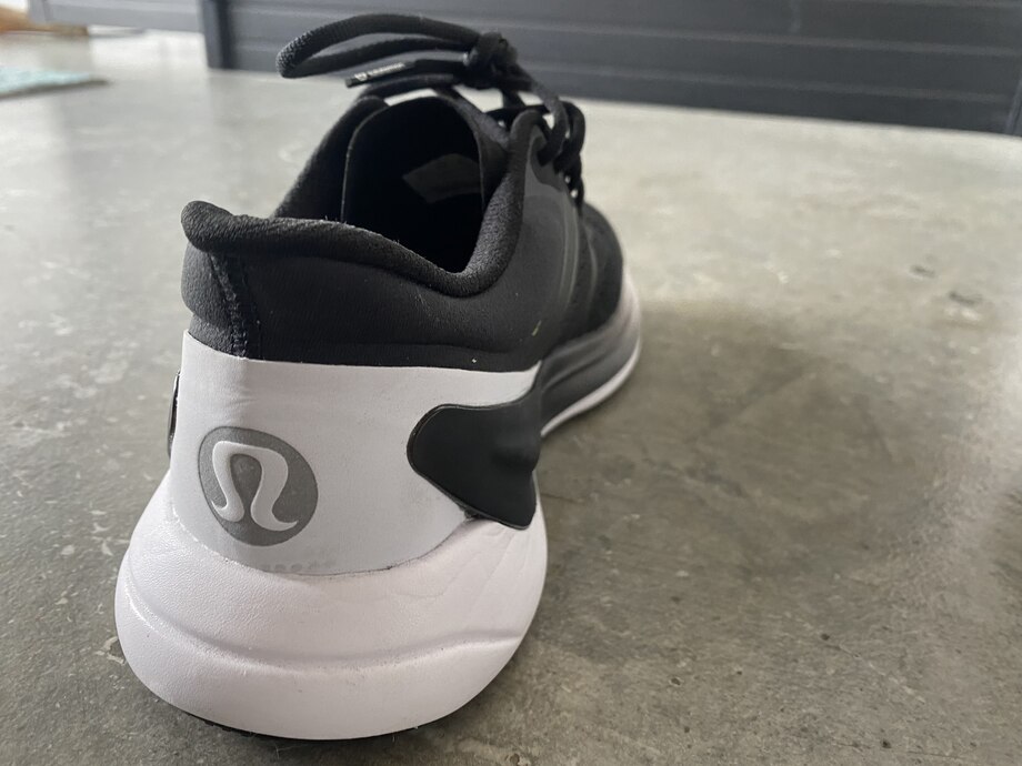 lululemon blissfeel running shoe review