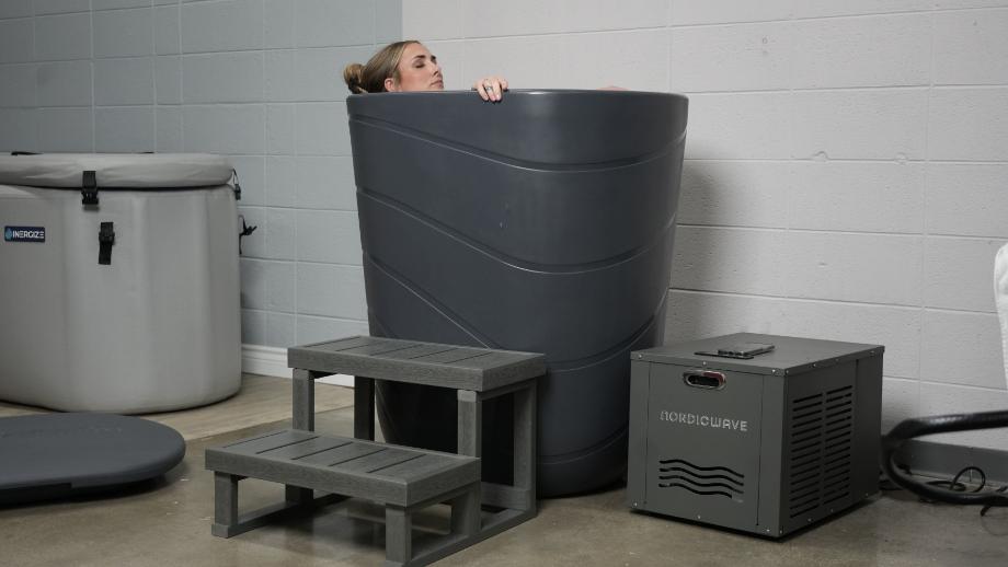 Nordic Wave Cold Plunge Review (2024): A Sleek Vertical Plunge Tank 