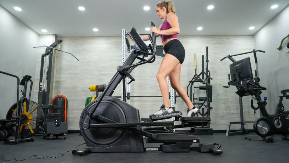 10 worthy gadgets and accessories for your home gym 