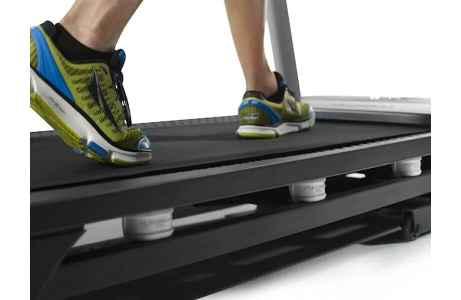 nordictrack c700 treadmill feet on tread