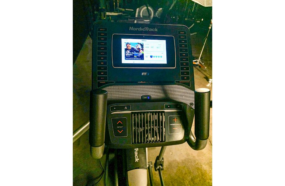 nordictrack commercial 9.9 elliptical display