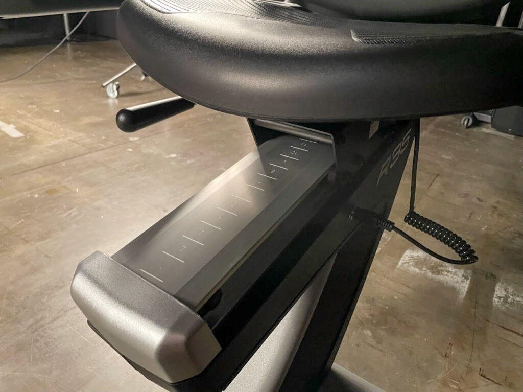 nordictrack commercial r35 recumbent bike seat adjustment