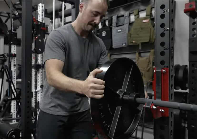coop adding weight plates on the Rogue Ohio Bar 2.0S