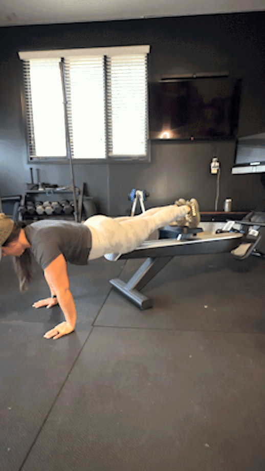 pike planks on rower