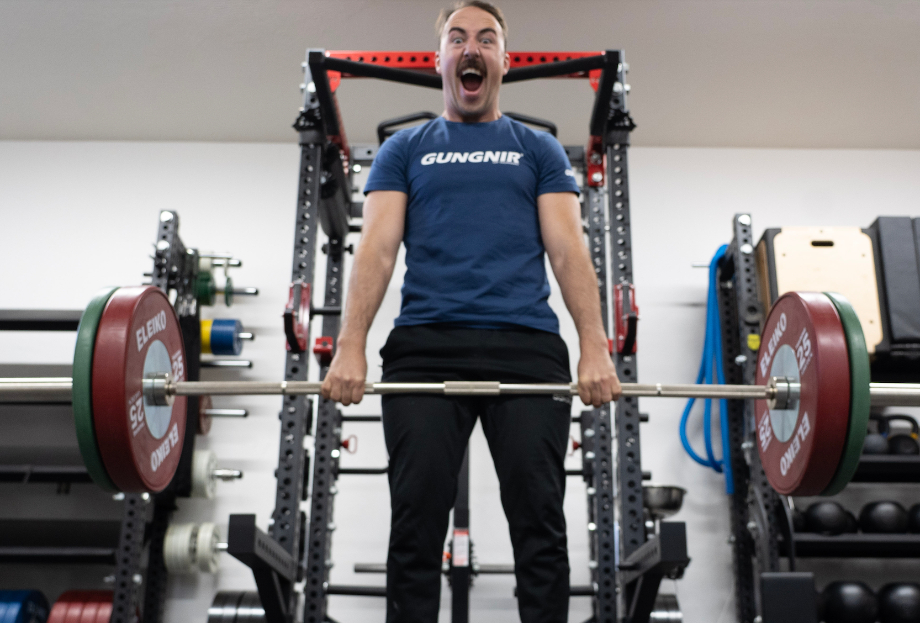 How To Deadlift Heavier: Expert Training Tips And Tricks to Help You PR 
