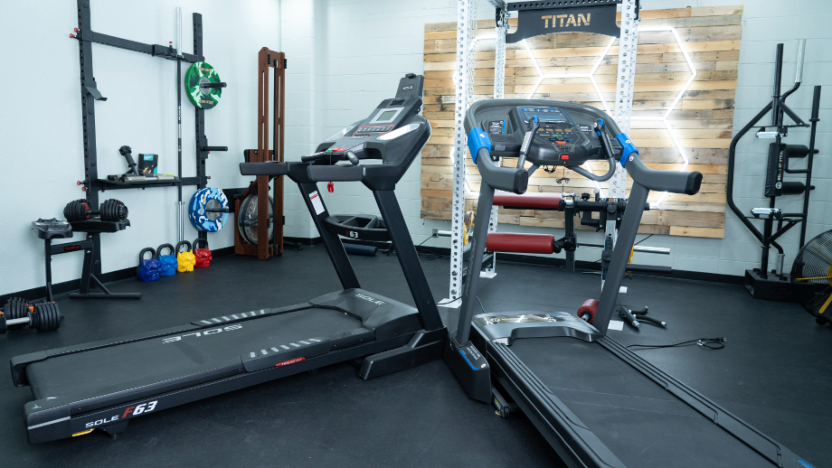 Sole F63 vs Horizon 7.0 (2024): The Clash of Two Affordable Treadmills Cover Image
