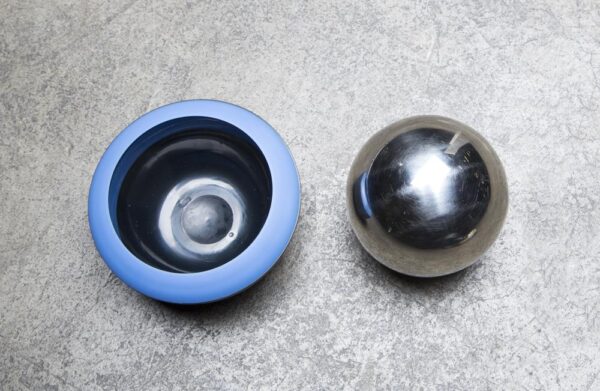 Stinger Cold Roller Massage Ball Garage Gym Reviews