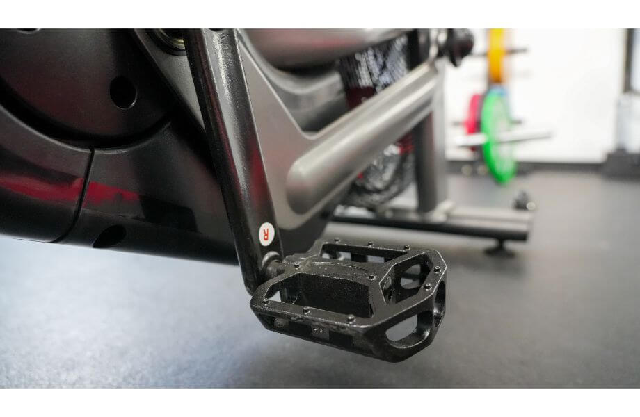 assault bike elite pedal