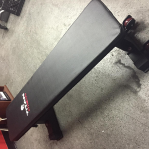 Titan Flat Bench