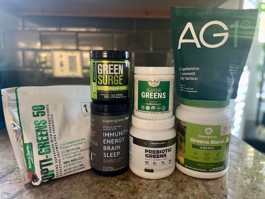 Best Greens Powder for Bloating (2024): 10 Gut-Friendly Options for Bloated Bellies 