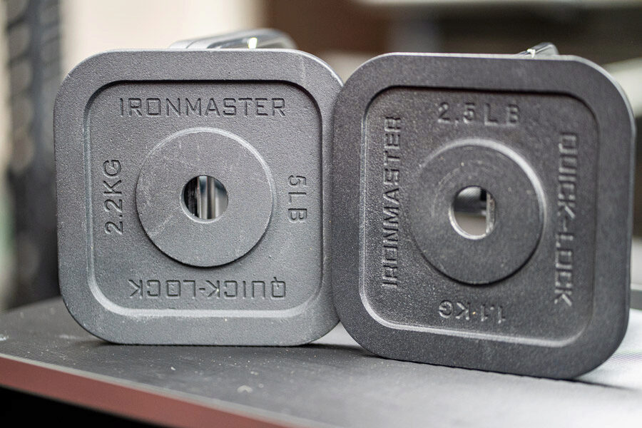 2.5 lbs and 5 lbs plate on the Ironmaster quick-lock dumbbell